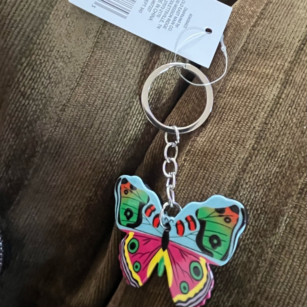 Multicolor Butterfly Keychain - Picture 2 of 4